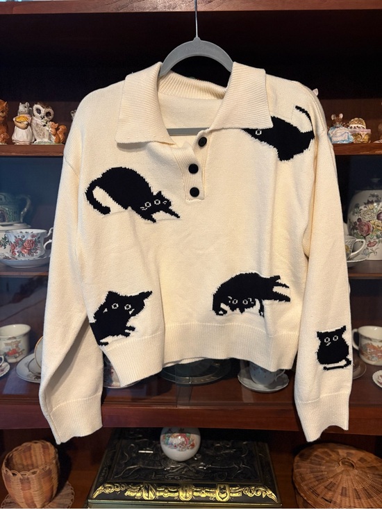 Cider Sweaters - Cider Cream Collared Sweater with Black Cat Motif